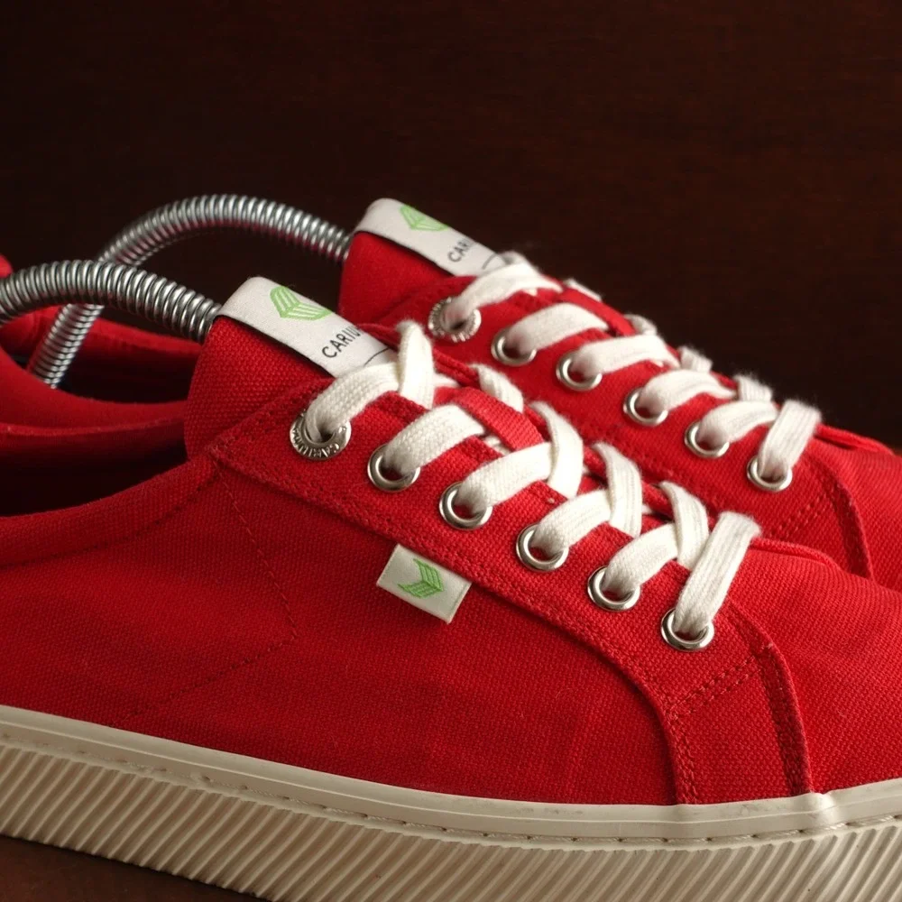 Cariuma Sneakers Unisex Size M10.5 W12 Red OCA Low Canvas Modern Casual Shoes